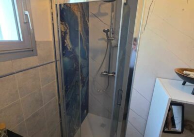 Création d’une douche moderne à Saint-Gildas-des-Bois